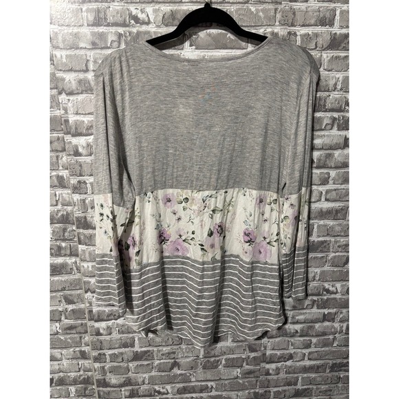 Cato Floral/ striped top‎ NWT - Picture 2 of 4